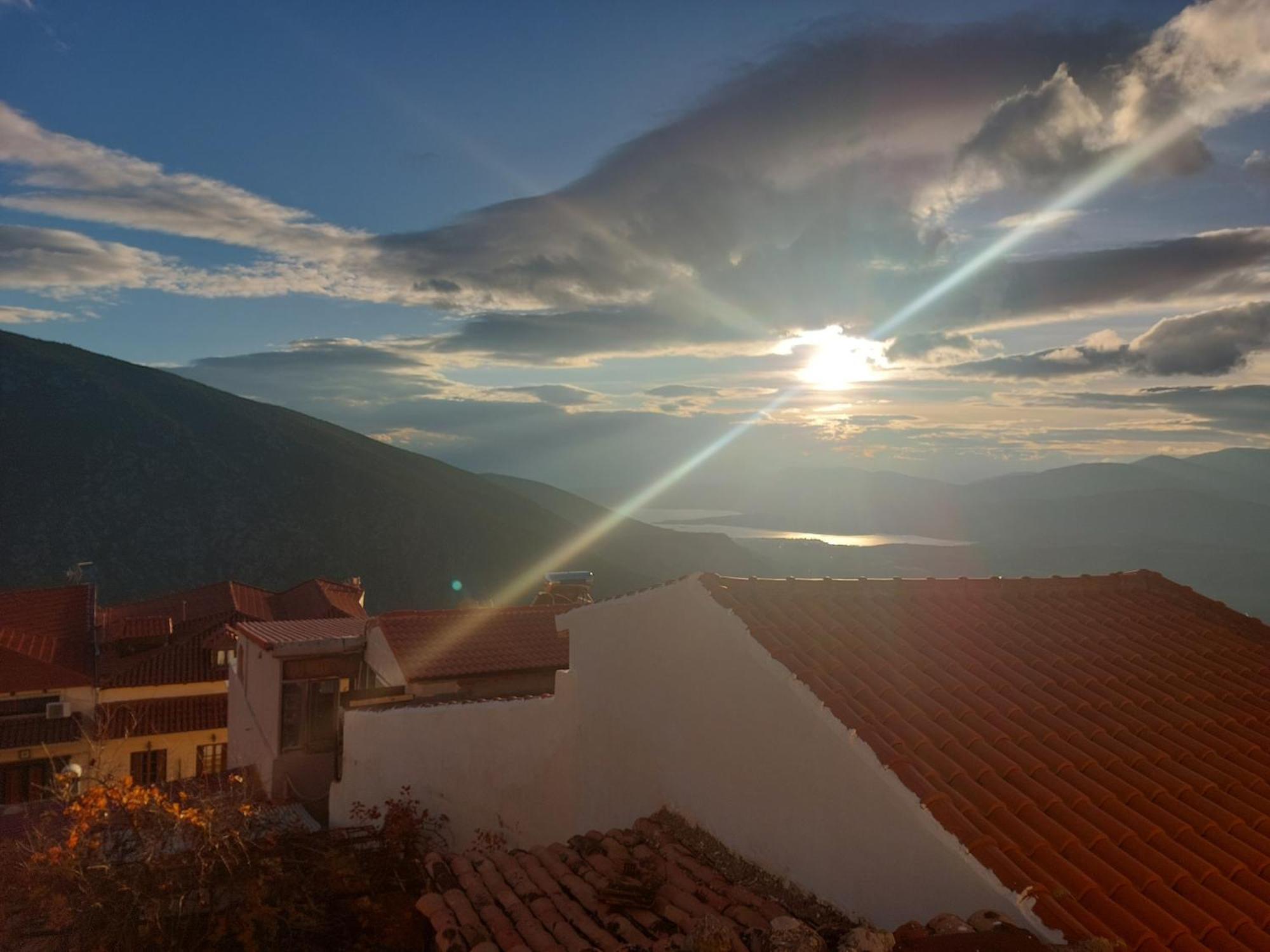 Tholos Hotel Delphi Bagian luar foto