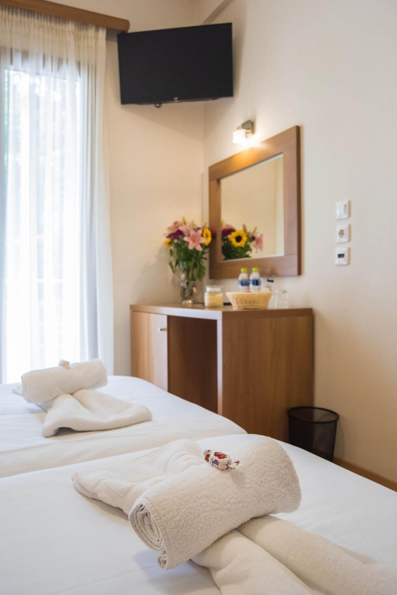 Tholos Hotel Delphi Bagian luar foto